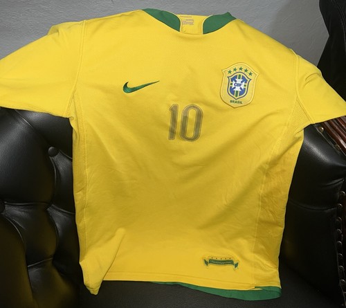2006 brazil nike soccer jersey - brazil,