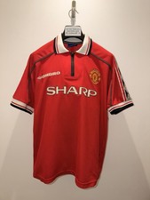 Manchester United 1998/00 Home